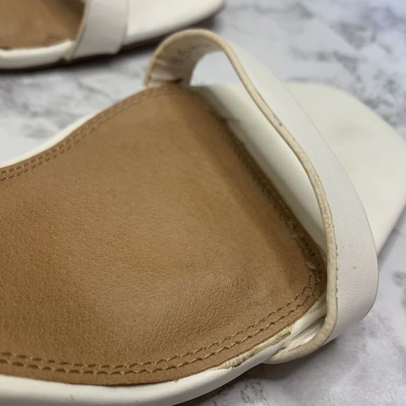 90's Y2K Chunky Heel, Square Toe Ankle Strap Heel in size 8.5 ASOS - Picture 8 of 16